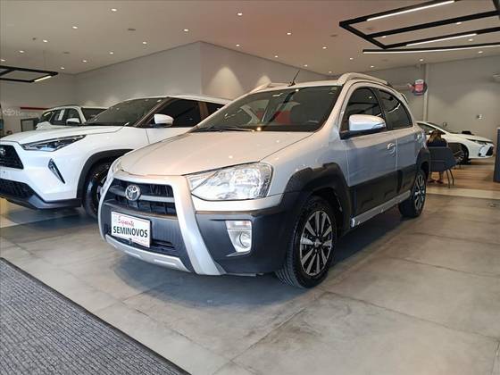 TOYOTA ETIOS CROSS 1.5 16V FLEX 4P AUTOMÁTICO